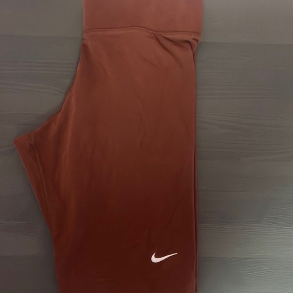 Nike biker shorts - Picture 8 of 9